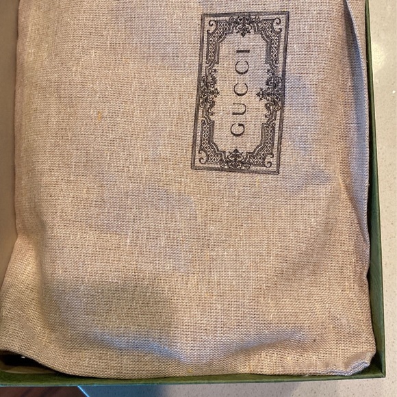 Gucci Crossbody Purse 100% authentic - Picture 1 of 5